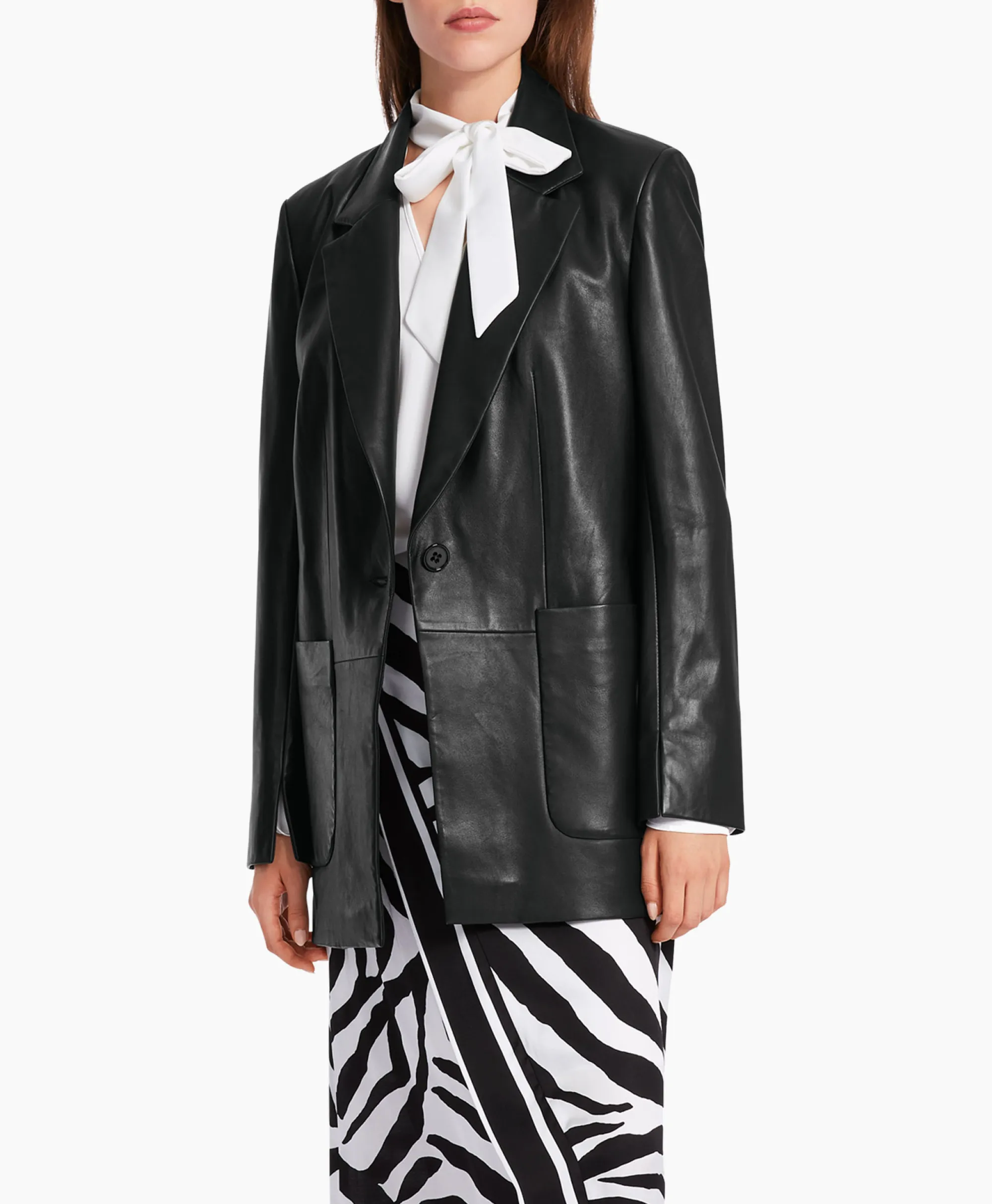 Online Jasje Wc 34.06 L01 Zwart Dames Blazers