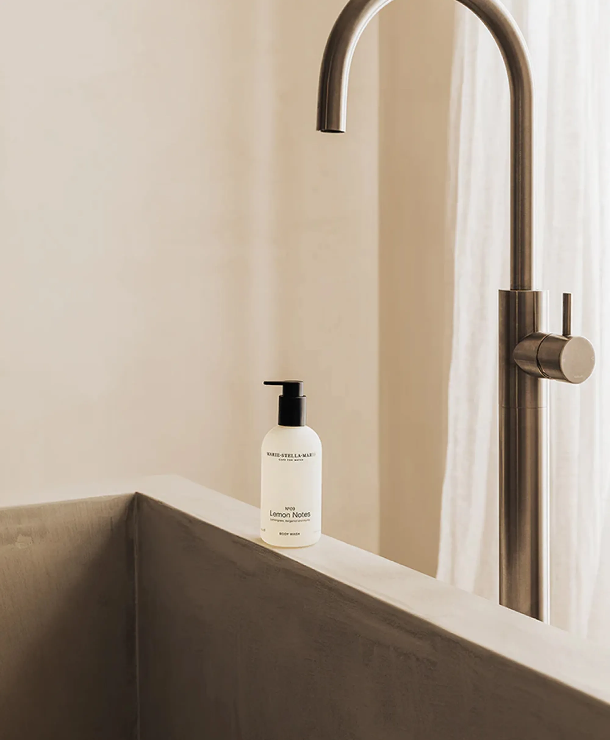 Hot Body Wash Lemon Notes 300Ml Diversen Lifestyle Lifestyle